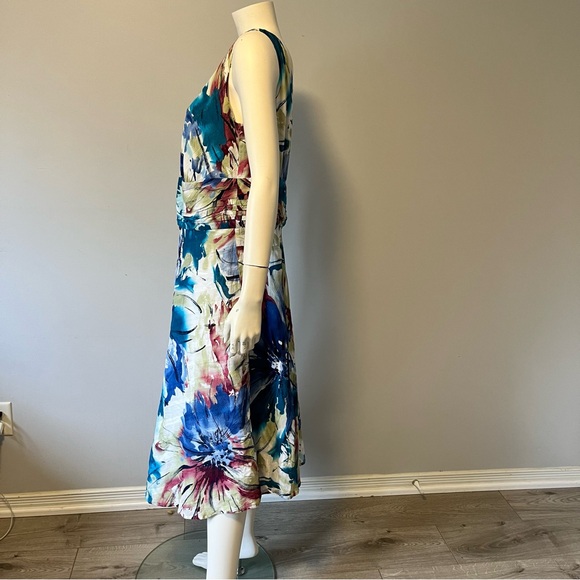 Lane Bryant Plus Size Floral Dress US 16, 100% Cotton Shell V-Neck, A-Line style - Picture 2 of 9